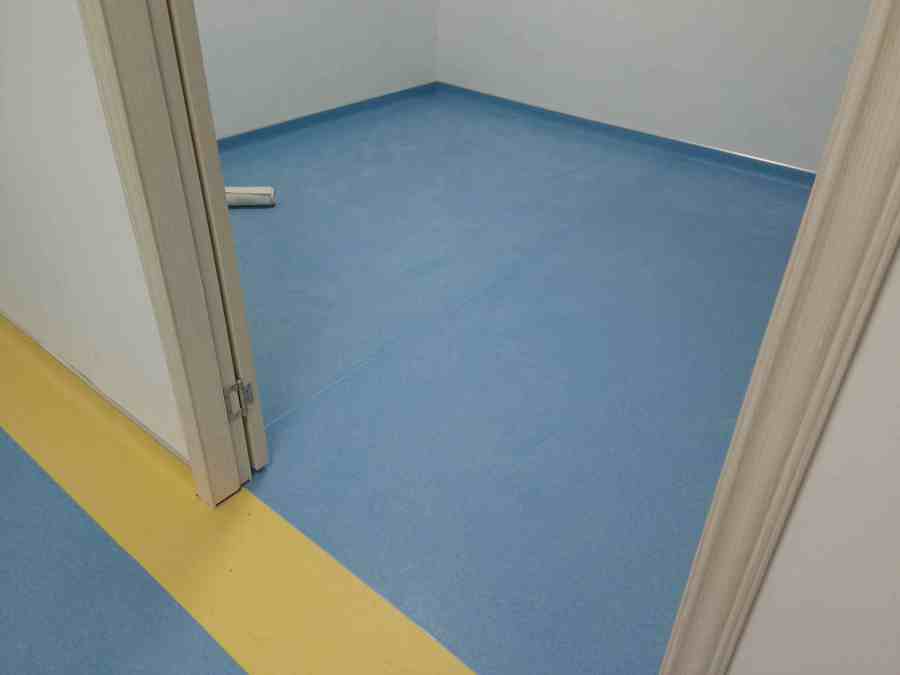 簡(jiǎn)陽石塑地板健身房pvc片材地板