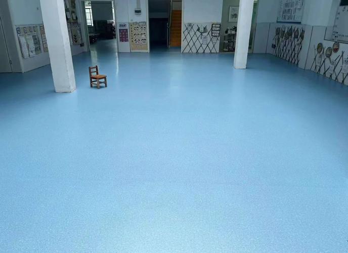 pvc塑膠地板:實(shí)用與美學(xué)的雙重革命