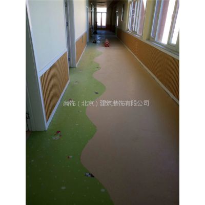 中國塑膠地板市場概覽 價格趨勢與廠家供應鏈分析