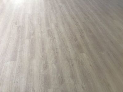 LG愛可諾3201木紋塑膠地板 美觀與實用的完美結合